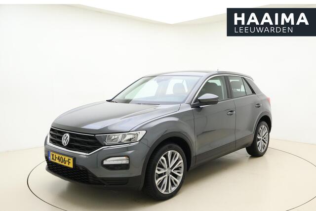Volkswagen T-Roc 1.0 TSI 115 PK | Airco | DAB Radio | Lichtmetalen velgen | Parkeersensoren voor en achter | Cruise control | licht & Regensensor
