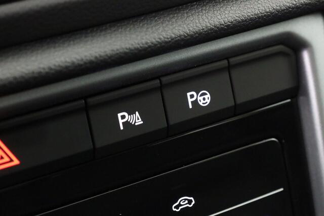 Volkswagen T-Roc Life Edition 1.5 TSI 110 kW / 150 pk DSG