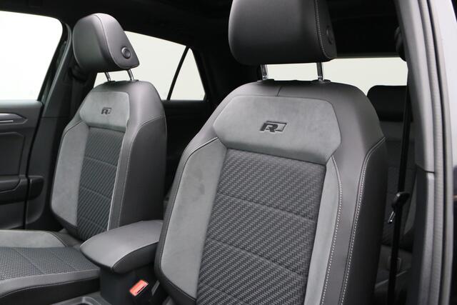 Volkswagen T-Roc 1.5 TSI 150 pk DSG Sport Business R / R-Line | Panoramadak | Trekhaak | Achteruitrijcamera | Stoelverwarming | Navigatie
