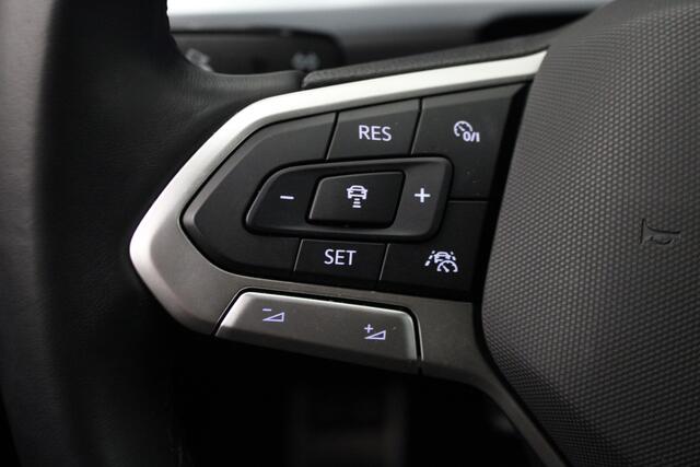 Volkswagen T-Roc 1.5 eTsi Goal!