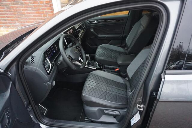 Volkswagen T-Roc 1.5 TSI DSG R-Line PDC | Stoelverw. | Apple Carplay *All in prijs*