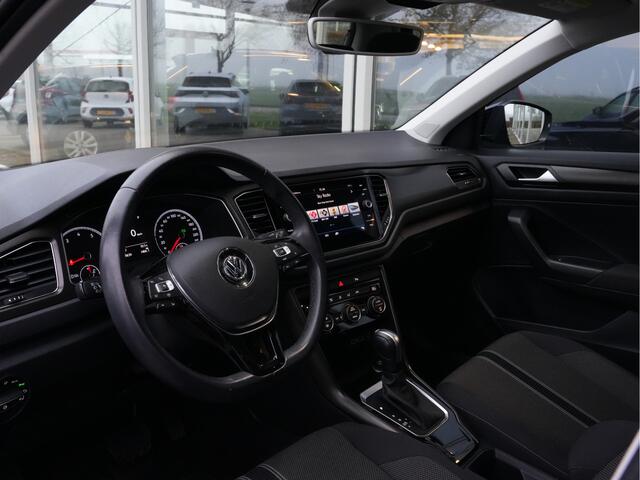 Volkswagen T-Roc 1.5 TSI Style Business | Panodak | Navigatie | Climate Control | Android/Apple Carplay
