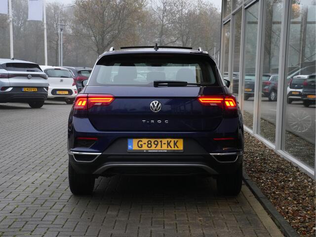 Volkswagen T-Roc 1.5 TSI Style Business | Panodak | Navigatie | Climate Control | Android/Apple Carplay