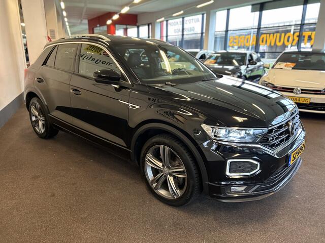 Volkswagen T-Roc 1.5 TSI 3X R-Line Automaat | Panoramadak | Achteruitrijcamera | Digital dashboard | Adaptieve cruise control | Nederlands geleverd | Apple carplay | Climate control | Stoelverwarming