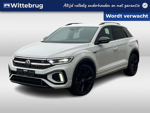 Volkswagen T-Roc 1.5 TSI DSG R-Line / Black style / Afneembare trekhaak / Virtual cockpit Pro / 19'' LMV / Camera / IQ LED / Stuur en Stoelverwarming