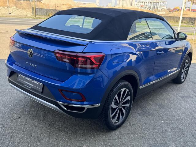 Volkswagen T-Roc Cabrio 1.5 TSI, Stuurverwarming, Trekh, ACC, DAB-tuner, windscherm, Face Lift model. . Een proefrit levert het bewijs. Neem contact op en we maken een afspraak!