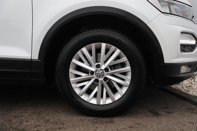 Volkswagen T-Roc 1.5 TSI Style 150PK Automaat Trekhaak Carplay/AndroidNavigatie Achteruitrijcamera Airco Adaptive Cruise Control Lane Assist