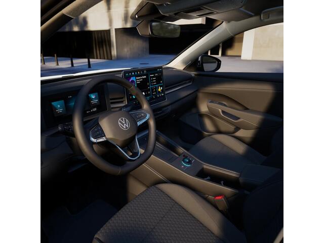 Volkswagen T-Roc Life First Edition | 'App-Connect' draadloze smartphone integratie | Automatische afstandsregeling (Adaptive Cruise Control) | Buitenspiegels elektrisch instel-, verwarm- en inklapbaar