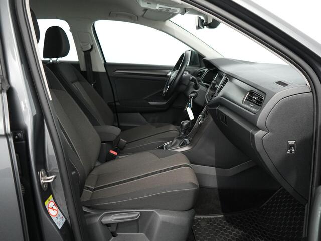 Volkswagen T-Roc 1.5 TSI Sport Business R | 19 inch Suzuka | Virtual |