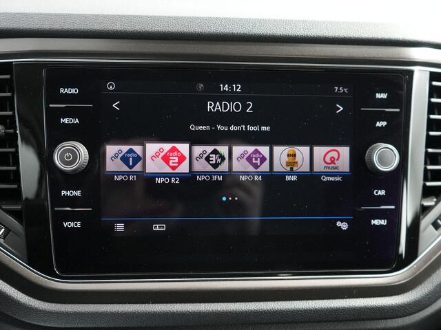 Volkswagen T-Roc 1.5 TSI Sport Business R | 19 inch Suzuka | Virtual |