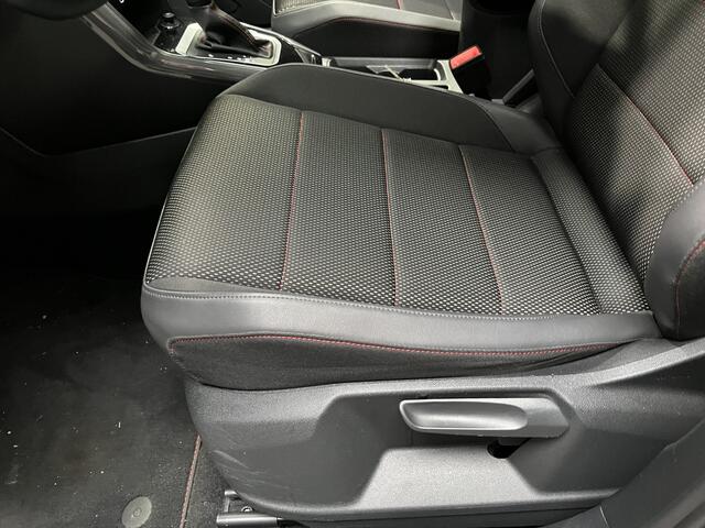 Volkswagen T-Roc 1.5 TSI Sport / AUTOMAAT/ PANO/ PARK. SENSOREN + CAMERA/ RIJ-MODI/ LED/ ADAPT. CRUISE/ 18" LMV/ DIGITAL DASH/ CLIMA/ NAVI/ DAB