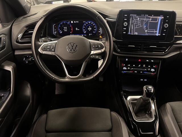 Volkswagen T-Roc 1.5 TSI SPORT Business CARPLAY