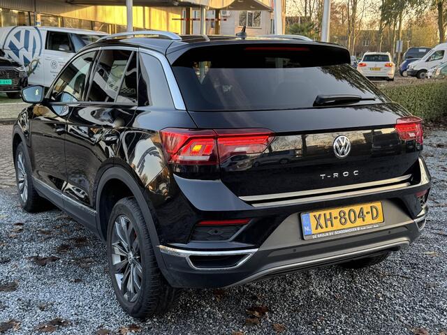 Volkswagen T-Roc 1.0 TSI Sport (Trekhaak,Camera,Virtual,Navi)