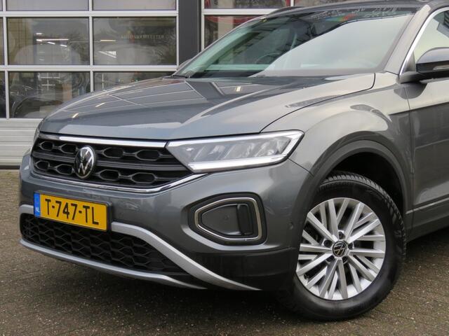 Volkswagen T-Roc 1.0 TSI 115pk LIFE / Navi / Carplay / Adap.cruise / Inparkeerhulp / BOVAG garantie