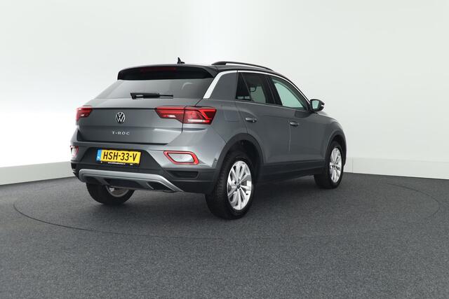Volkswagen T-Roc 1.5 TSI 150pk DSG Life Edition Stoelverwarming Camera Keyless Led Navigatie