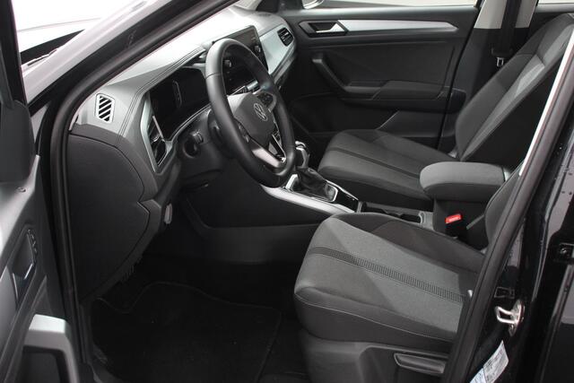 Volkswagen T-Roc 1.5 TSI 150pk DSG Life Navigatie Apple Carplay/Android Auto Parkeersensoren Camera Adaptive Cruise Control Park Assist StoelverwarmingVirtual Cockpit