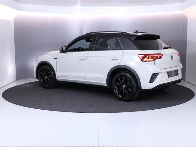 Volkswagen T-Roc 1.5 TSI R-Line 150PK Automaat (DSG) | Black Style | Massagestoel | Elektrische achterklep | Keyless entry |