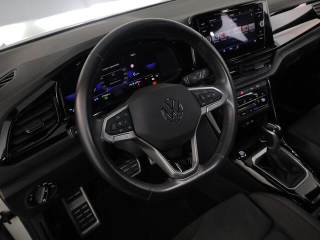 Volkswagen T-Roc 1.5 TSI R-Line 150PK Automaat (DSG) | Black Style | Massagestoel | Elektrische achterklep | Keyless entry |