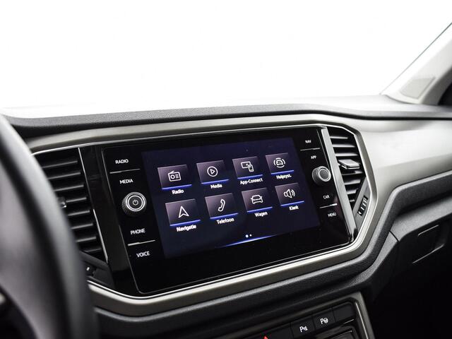 Volkswagen T-Roc 1.5 TSI 150pk DSG Sport Business R · Panoramadak · Camera · Afneembare Trekhaak · Stoelverwarming · Elek. Achterklep · Apple/Android Car Play ·