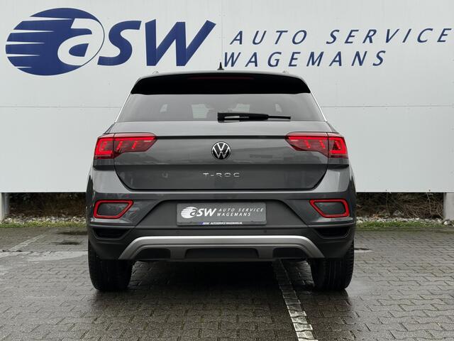 Volkswagen T-Roc 1.5 TSI Move | CarPlay | Camera | IQ Light | DAB+ | 18 inch