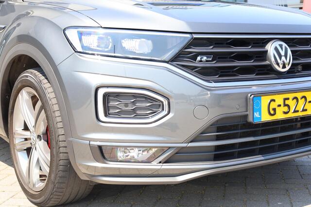 Volkswagen T-Roc 1.5 TSI Sport Business R 110KW-150PK DSG, 4 Seizoenenbanden, Dodehoek sensor, R Line in en exterieur, digital cockpit, panoramadak, navigatie, DAB+, winterpakket met stoelverwarming spiegel pakket privacy glas chrome dakrail led koplampen adaptieve cruise