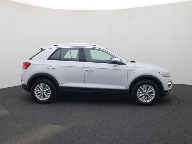 Volkswagen T-Roc 1.0 TSI 115pk Style · Apple/Android Car Play · ACC · Afneembare Trekhaak · Climatronic · 16"Velgen ·