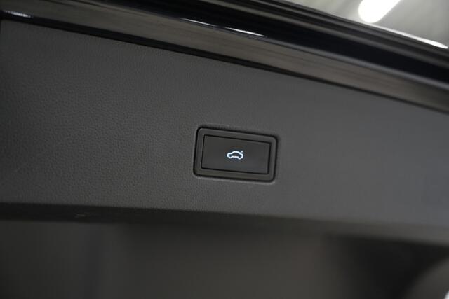 Volkswagen T-Roc 1.5 TSI 3x R-Line * Keyless - LED - Blind Spot - ACC - Lane - App * Keyless Entry - LED Koplampen - Dodehoeksensor - Adaptieve Cruise - Lane Assist - Apple CarPlay / Android Auto