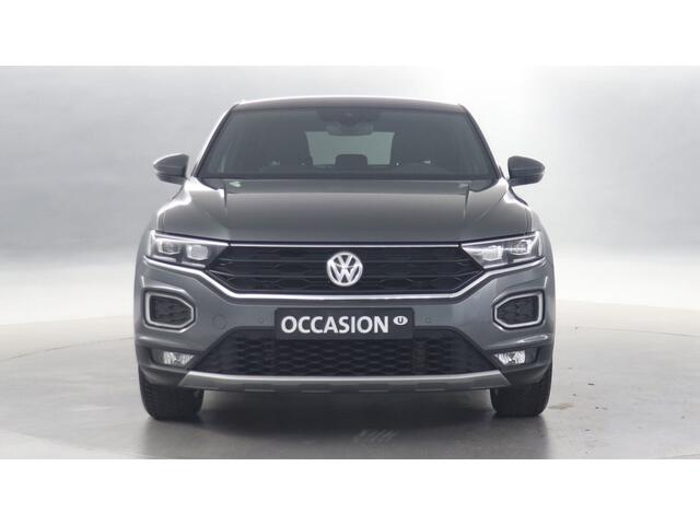 Volkswagen T-Roc 1.5 TSI 150pk DSG Sport Navi LED Trekhaak