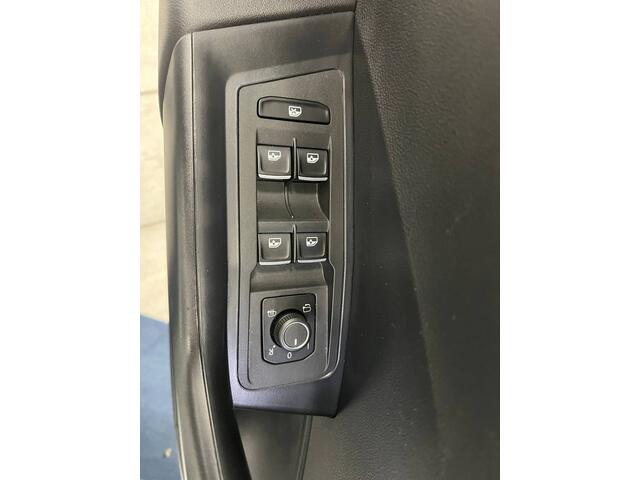 Volkswagen T-Roc 1.5 TSI 3X R-LINE 150pk | NAVI ACC | FULL LED