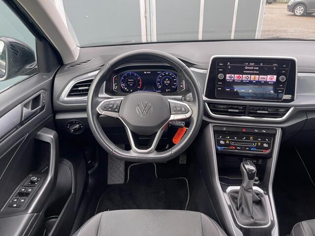 Volkswagen T-Roc 1.5TSI 150pk DSG Style | ACC | Lane-/ Side assist