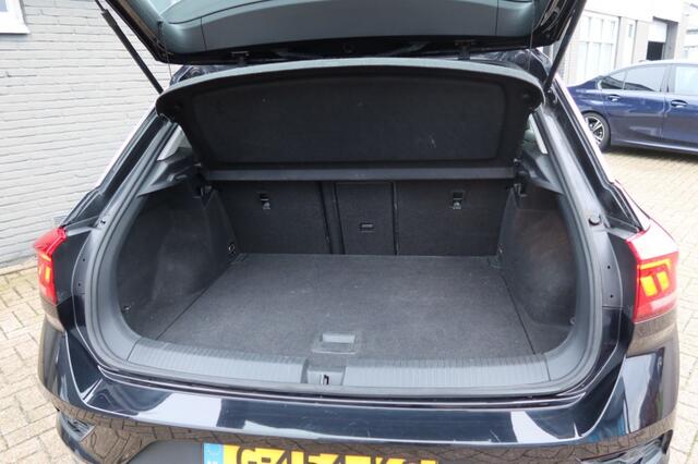 Volkswagen T-Roc 1.6 TDI STYLE ( PRICE EX BTW )