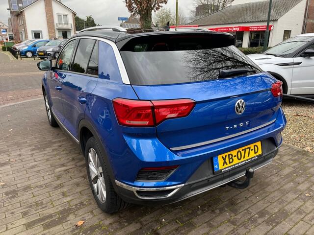 Volkswagen T-Roc 1.0 TSI STYLE / NAVI / CARPLAY / ADAP. CRUISE / TREKHAAK AFN. / CAMERA