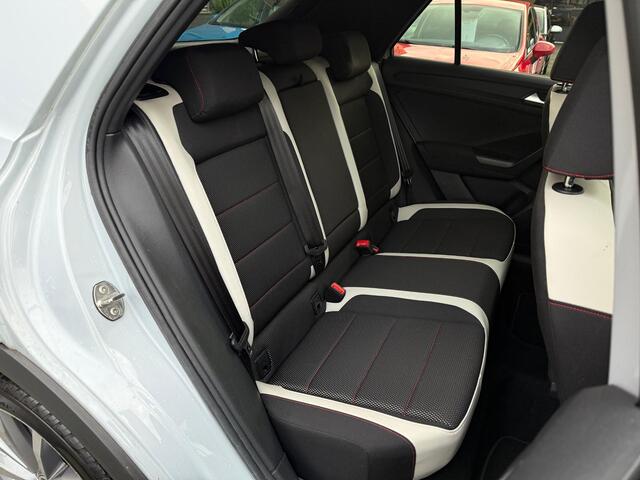 Volkswagen T-Roc 1.5 TSI Sport DSG Navi Camera