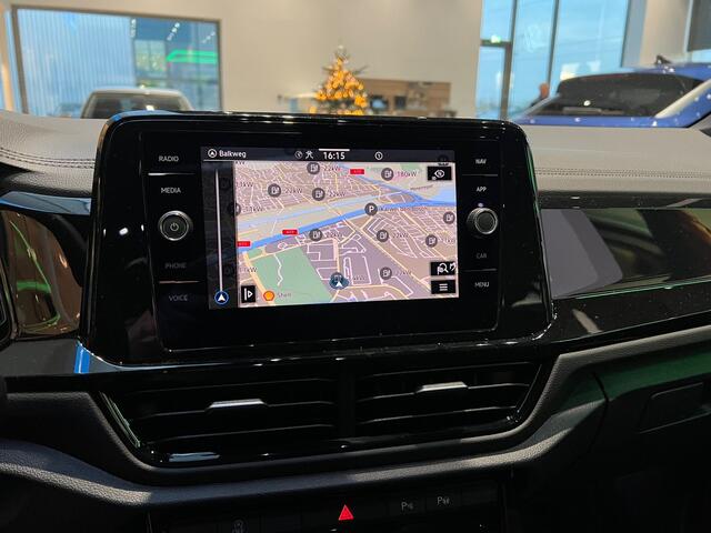 Volkswagen T-Roc 1.5 TSI 150pk DSG R-Line Edition / NIEUWE AUTO