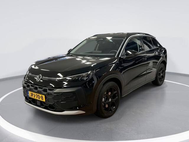 Volkswagen T-Roc Life First Edition 1.5 eTSI 116 PK 7 versn. DSG · Comfort pakket · Achteruitrijcamera · Draadloze telefoonlader · All season banden · 18" LM Velgen