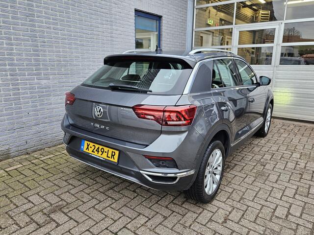 Volkswagen T-Roc 1.5 TSI Sport Inclusief Afleveringskosten