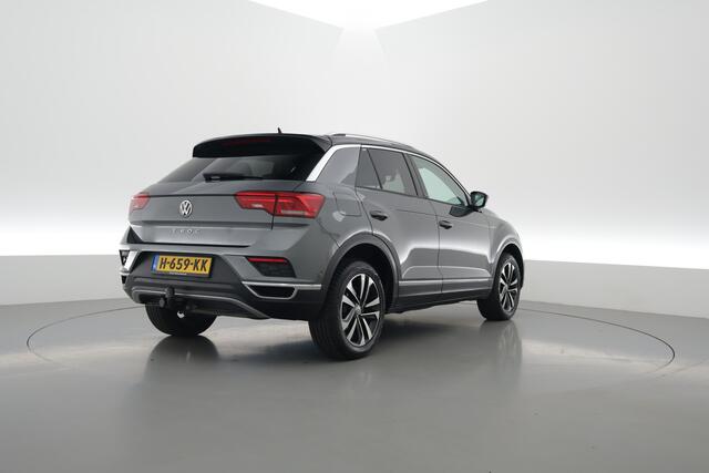 Volkswagen T-Roc 1.5 TSI 150 PK Sport (DSG) | Dig. Cockpit | Nav + Appconnect | Trekhaak | Adapt. Cruise | Stoelverw. | LED | PDC | ACC V