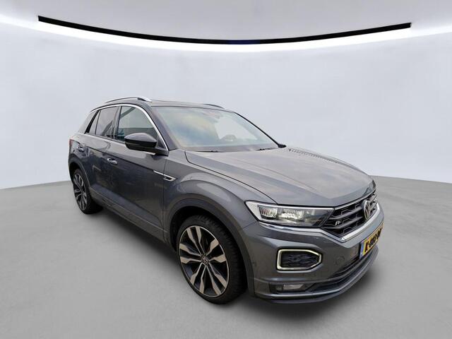 Volkswagen T-Roc 1.5 TSI R-Line / AUTOMAAT/ PANO/ BEATS AUDIO/ PARK. SENSOREN/ DIGITAL DASHBOARD/ LED/ STOELVERWARM./ ELEK. ACHTERKLEP/ ADAPT. CRUISE/ GETINT GLAS/ NAVI/ CLIMA/ 19" LMV
