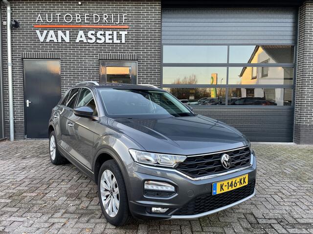 Volkswagen T-Roc 1.0 TSI Style Navi , Clima , Camera