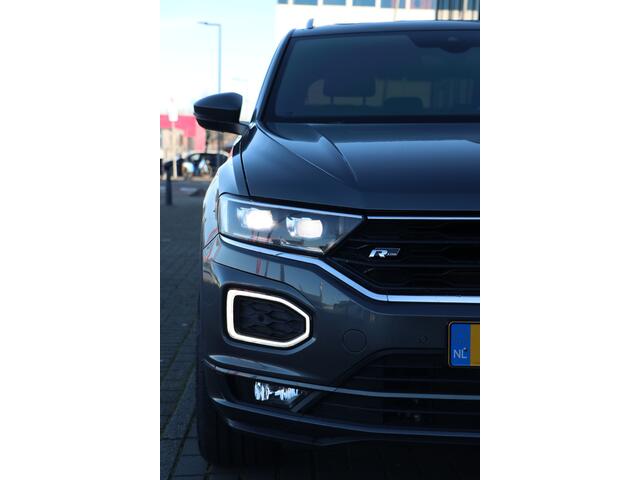 Volkswagen T-Roc 2.0 TSI 4Motion Sport panormadak | ACC |