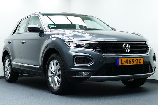 Volkswagen T-Roc 1.5 150Pk TSI Sport. Virt Cockpit, Camera, Elek Klep, Stoel&StuurVerw, Haak 1500kg