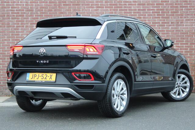 Volkswagen T-Roc 1.5 TSI 150PK DSG Style |I.Q. LIGHTS|ACC|KEYLESS|CARPLAY|
