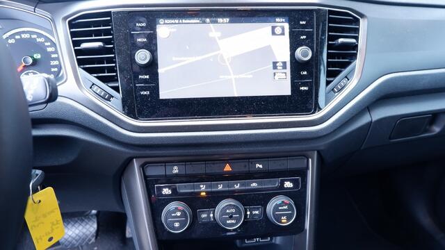 Volkswagen T-Roc 1.5 TSI DSG Style ACC/Navi/Clima/PDC/All-season/All-in prijs