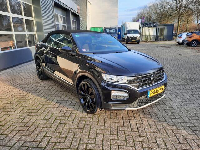 Volkswagen T-Roc Cabrio 1.0 TSI Style Navigatie, 19" velgen. Cabrio