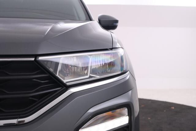 Volkswagen T-Roc 1.5 TSI Sport 150PK, Automaat, Apple carplay, Climate,