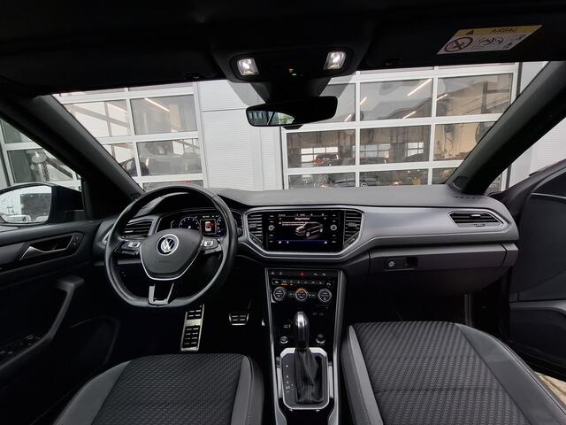 Volkswagen T-Roc Cabrio 1.5 TSI R-Line | Navigatie/Android/Apple Carplay | LM Velgen 17" | Voorstoelen/Stuurwiel Verwarmd | Cruise Control | Achteruitrijcamera | Airco |