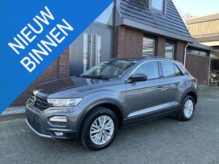 volkswagen-t-roc-1.5-tsi-style-adap