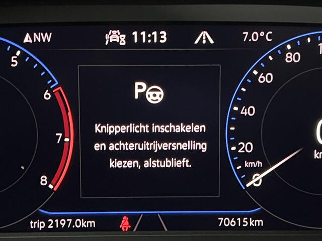 Volkswagen T-Roc 1.5 TSI Sport | NAVI | PAMORAMADAK | TREKHAAK | KEYLESS | ACC |