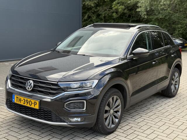 Volkswagen T-Roc 1.5 TSI Style PANO | XENON | LED | BEATS | CARPLAY | LANE | ACC