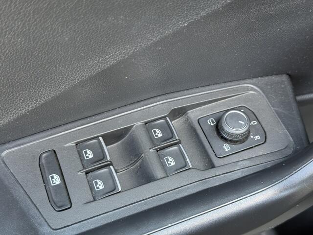 Volkswagen T-Roc 1.5 TSI Style PANO | XENON | LED | BEATS | CARPLAY | LANE | ACC